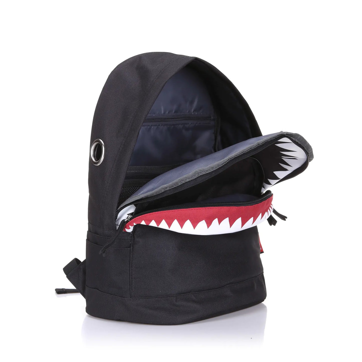 Mochila HYPE, com Estampa de Tubarão –2025