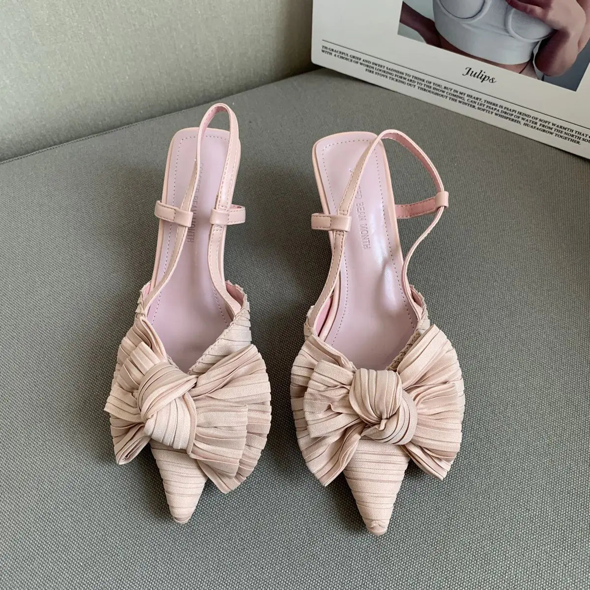 Stiletto Bow Glamour – Conforto e Estilo